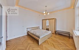 4 dormitorio piso 130 m² en district Yakimanka, Rusia. 62 000 ₽  por semana