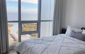 2 dormitorio piso en Lake Shore Boulevard West, Canadá. C$1 229 000