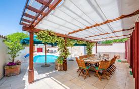 5 dormitorio casa de pueblo 210 m² en Kanfanar, Croacia. 520 000 €