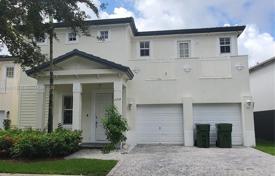 Casa de pueblo – Homestead, Florida, Estados Unidos. $657 000