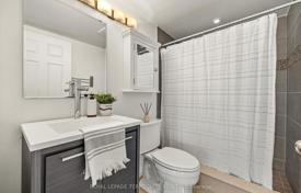 4 dormitorio piso en North York, Canadá. C$805 000
