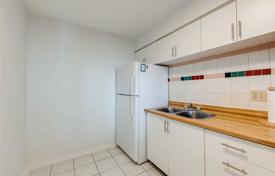 2 dormitorio piso en North York, Canadá. C$664 000