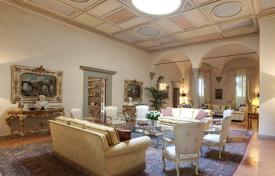 Villa – Florencia, Toscana, Italia. Price on request