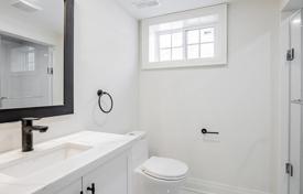 4 dormitorio casa de pueblo en Scarborough, Canadá. C$1 318 000
