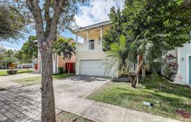Casa de pueblo – Homestead, Florida, Estados Unidos. $495 000