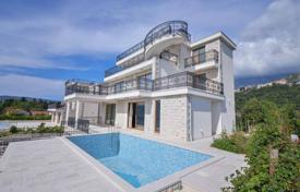 Villa – Herceg Novi (city), Herceg Novi, Montenegro. 1 400 000 €