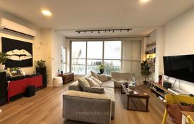 2 dormitorio piso 56 m² en Tel Aviv, Israel. $972 000