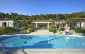Villa – Saint-Tropez, Costa Azul, Francia. 40 000 €  por semana