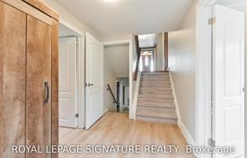 12 dormitorio casa de pueblo en North York, Canadá. C$1 675 000