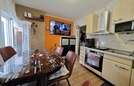 2 dormitorio piso 40 m² en Krk, Croacia. 189 000 €