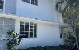 2-dormitorio apartamentos en condominio 60 m² en Miami Beach, Estados Unidos. $339 000