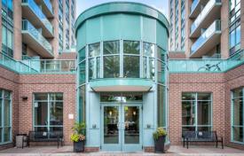 5 dormitorio piso en North York, Canadá. C$777 000