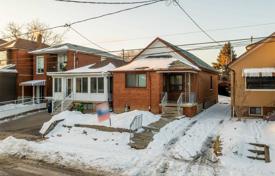 10 dormitorio casa de pueblo en York, Canadá. C$1 633 000
