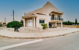 Villa – Deryneia, Famagusta, Chipre. 350 000 €