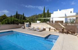 Villa – Ibiza, Islas Baleares, España. 4 100 €  por semana