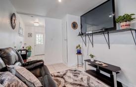 3 dormitorio casa de pueblo en York, Canadá. C$1 130 000