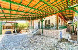 2 dormitorio casa de pueblo 70 m² en Loutraki, Grecia. 130 000 €