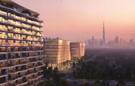Oficina Piazza Roma – Golf City, Dubai, EAU. $2 075 000