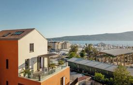 3 dormitorio ático 179 m² en Tivat city, Montenegro. 1 495 000 €