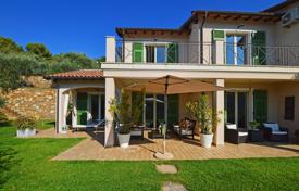 14 dormitorio villa 223 m² en Liguria, Italia. 995 000 €