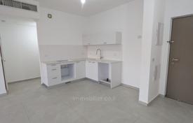 3 dormitorio piso 79 m² en Bat Yam, Israel. $940 000