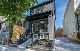Casa de pueblo – Craven Road, Old Toronto, Toronto,  Ontario,   Canadá. C$1 720 000