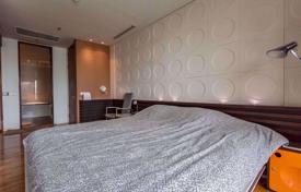 2-dormitorio apartamentos en condominio en Khlong Toei, Tailandia. $765 000
