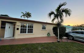 3 dormitorio casa de pueblo 117 m² en Hollywood, Estados Unidos. $470 000