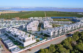 2 dormitorio chalet 91 m² en Torrevieja, España. 315 000 €