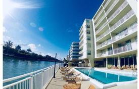 Condominio – Bay Harbor Islands, Florida, Estados Unidos. $465 000