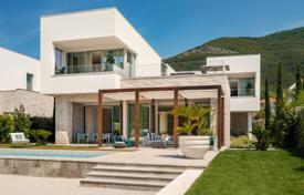 Villa 522 m² en Kumbor, Montenegro. 12 000 000 €