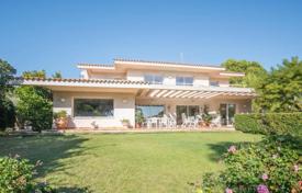 Villa – Tarragona, Cataluña, España. 4 900 €  por semana