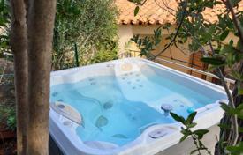 10 dormitorio piso 200 m² en Porto Cervo, Italia. 1 300 000 €