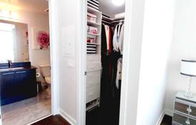 2 dormitorio piso en Etobicoke, Canadá. C$1 190 000