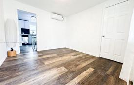 3 dormitorio casa de pueblo 80 m² en Florida, Estados Unidos. $395 000