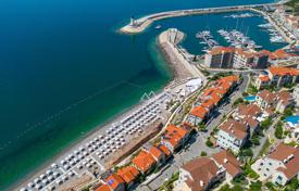 2 dormitorio piso 65 m² en Radovići, Montenegro. 557 000 €