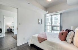5 dormitorio piso en Old Toronto, Canadá. 516 000 €