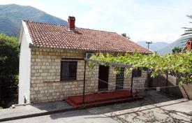 4 dormitorio chalet 175 m² en Dobrota, Montenegro. 900 000 €