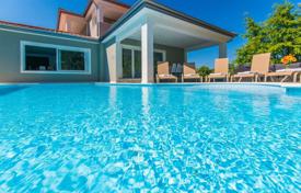 4 dormitorio casa de pueblo 175 m² en Labin, Croacia. 500 000 €