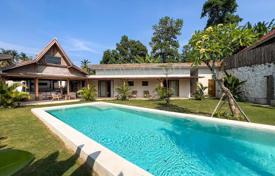 3 dormitorio villa 300 m² en Tabanan, Indonesia. $550 000