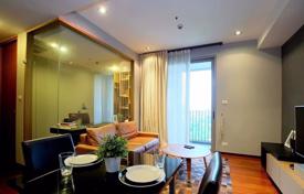 2-dormitorio apartamentos en condominio en Khlong Toei, Tailandia. $343 000