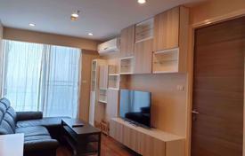 1-dormitorio apartamentos en condominio en Yan Nawa, Tailandia. $208 000