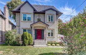 Casa de pueblo – North York, Toronto, Ontario,  Canadá. C$1 859 000