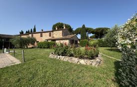 14 dormitorio finca rústica 280 m² en Castiglione del Lago, Italia. 720 000 €