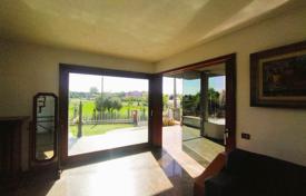 14 dormitorio villa 319 m² en Camaiore, Italia. 695 000 €