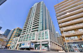 5 dormitorio piso en Eglinton Avenue East, Canadá. C$928 000