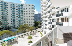 Condominio – South Ocean Drive, Hollywood, Florida,  Estados Unidos. $625 000