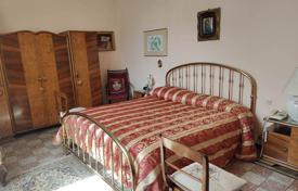 4 dormitorio villa 505 m² en Pienza, Italia. 900 000 €