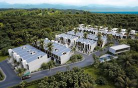 New residential complex with apartments and villas en Mueang Phuket, Tailandia. de $354 000