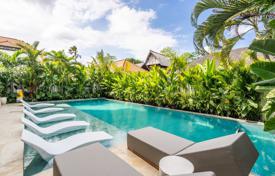 2 dormitorio piso 60 m² en Batu Bolong Beach, Indonesia. $220 000